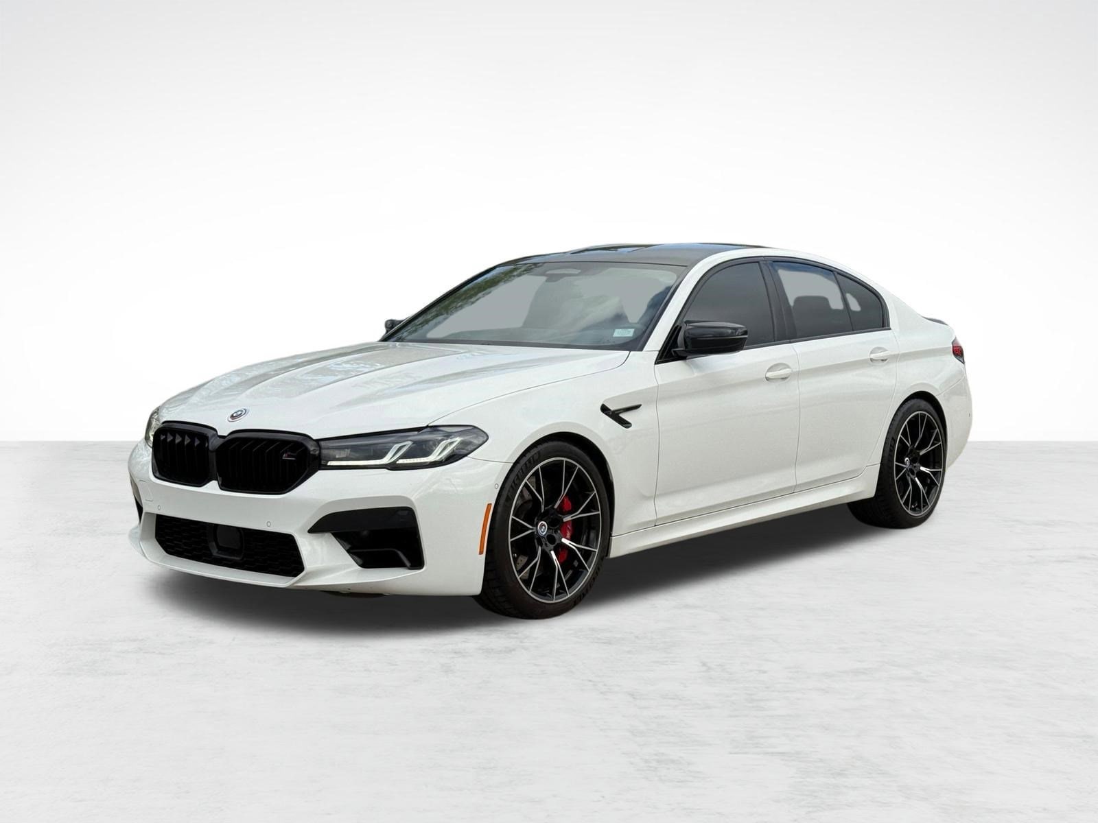 2022 BMW M5 -'s photo