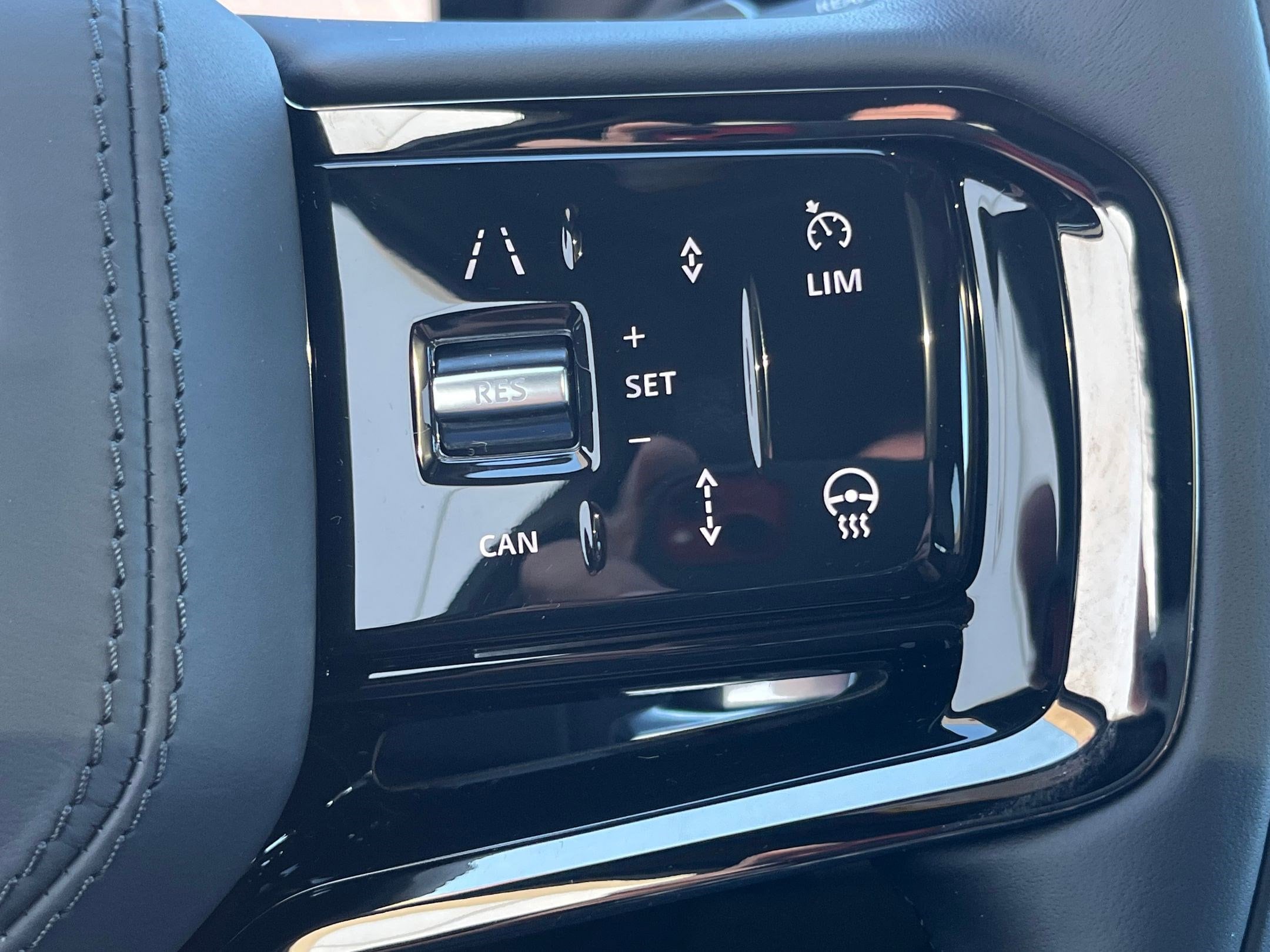 2026 Land Rover Range Rover Velar Dynamic SE - Photo 20