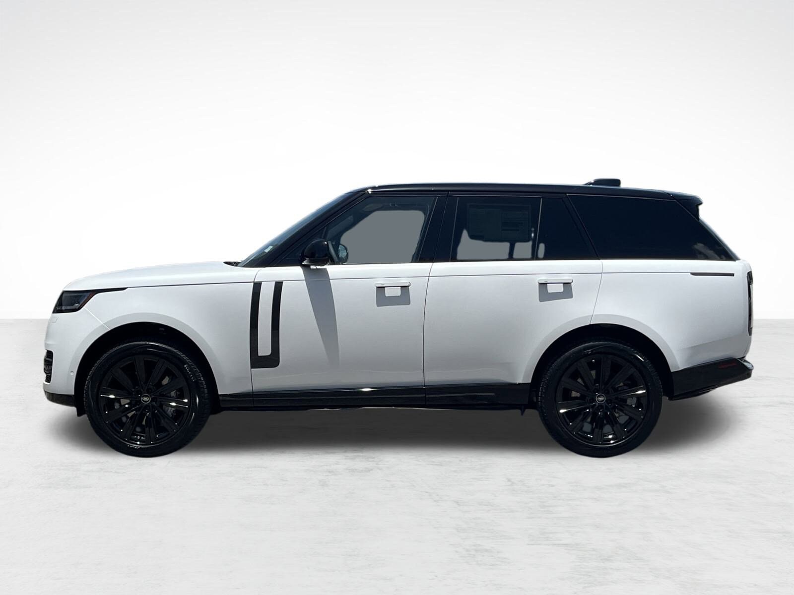 2025 Land Rover Range Rover SE photo 2