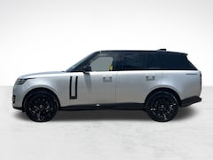 2025 Land Rover Range Rover P530 SE SUV
