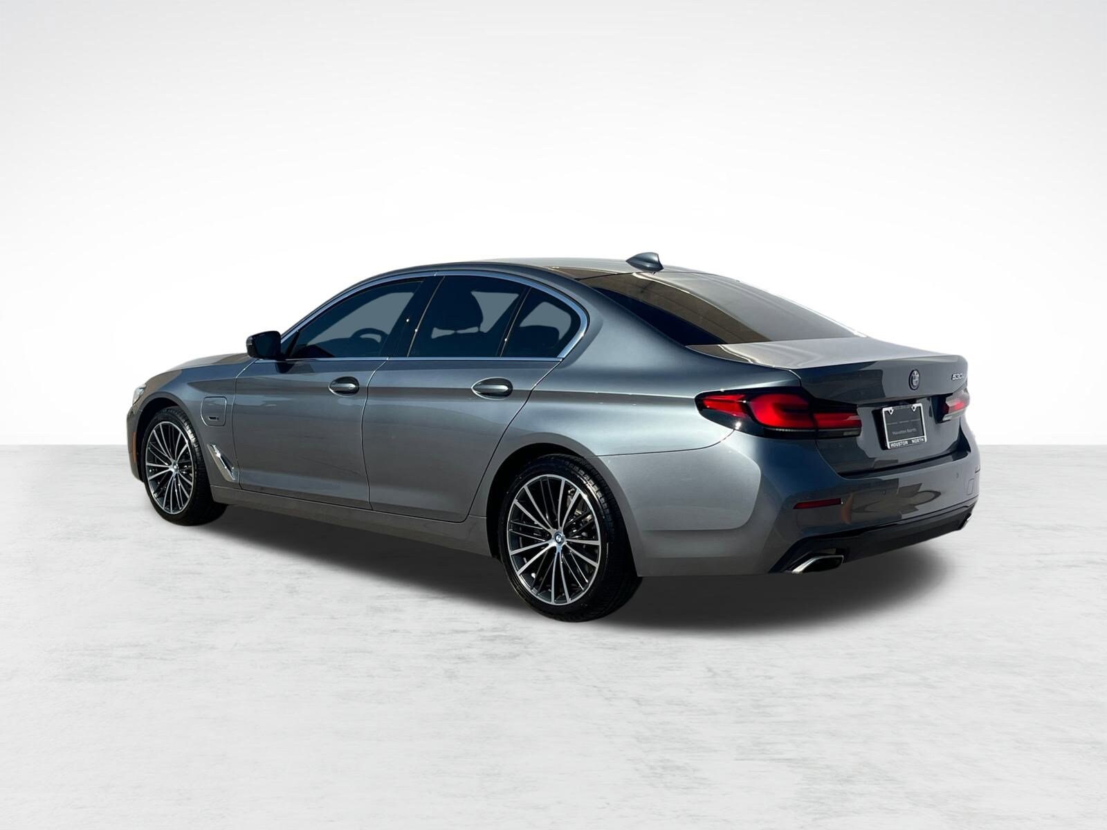 2022 Bmw 530e Sedan photo 3