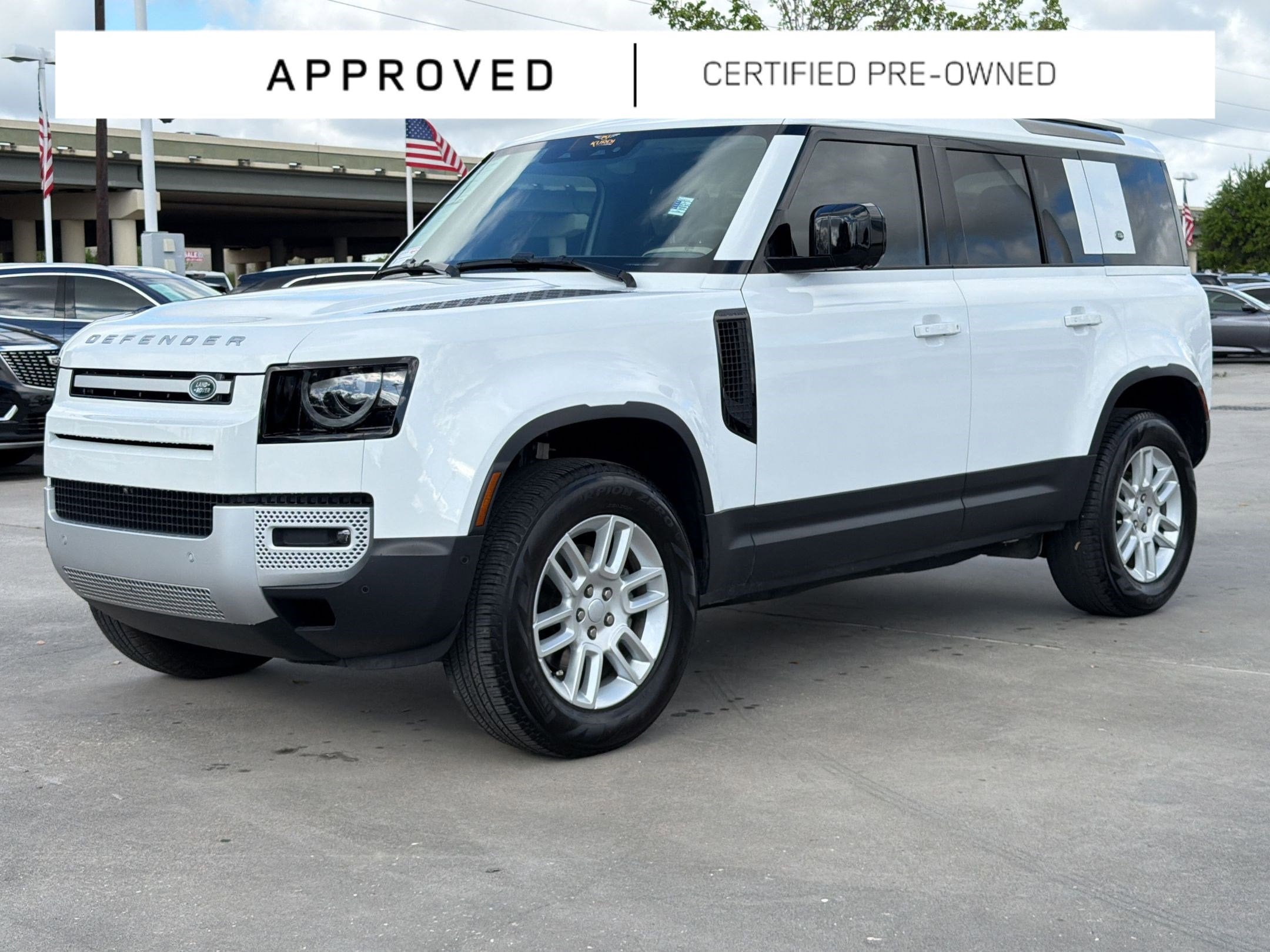 2024 Land Rover Defender 110 S P300's photo