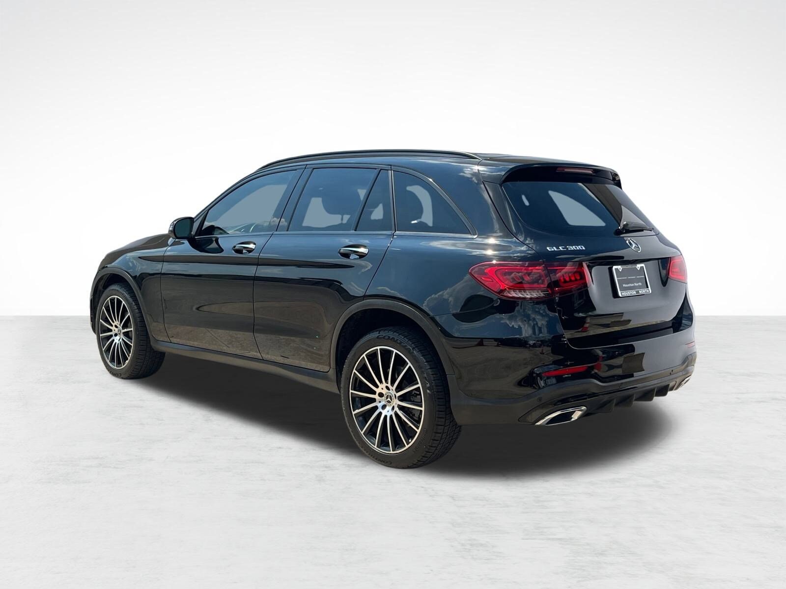 2022 Mercedes Benz GLC 300 photo 3
