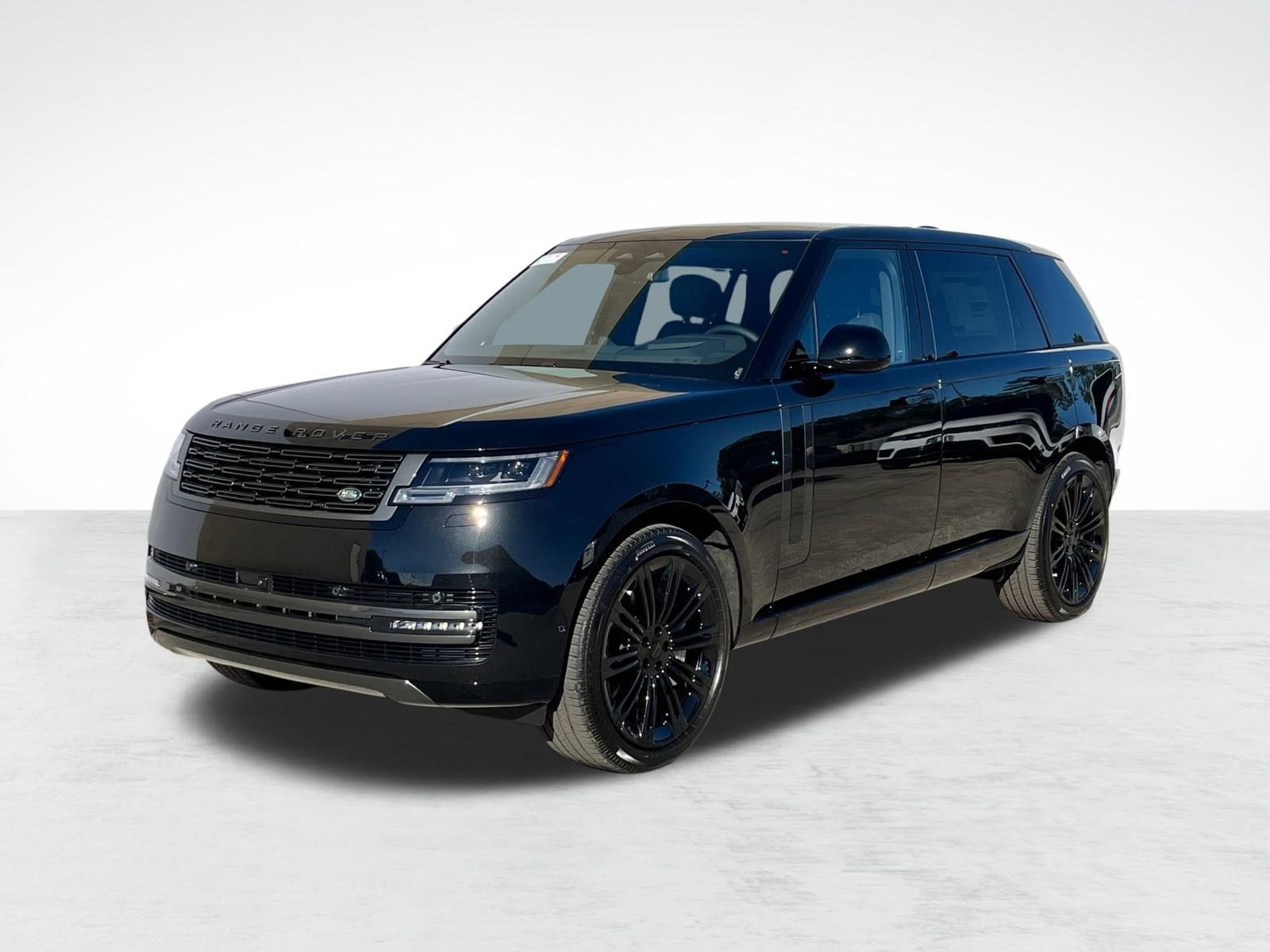2026 Land Rover Range Rover SE's photo