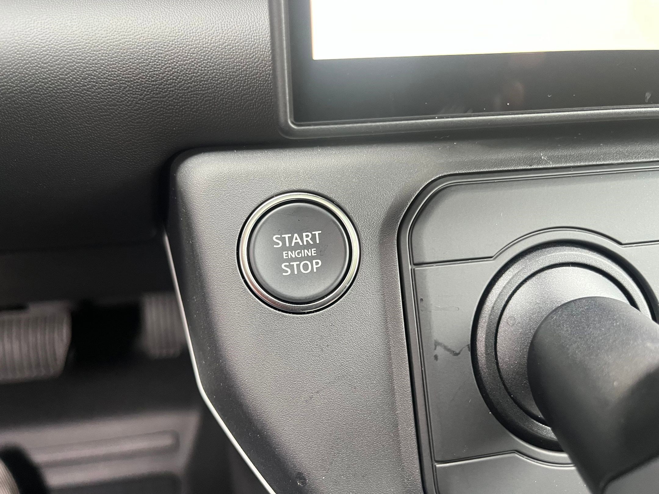 2026 Land Rover Defender S - Photo 26
