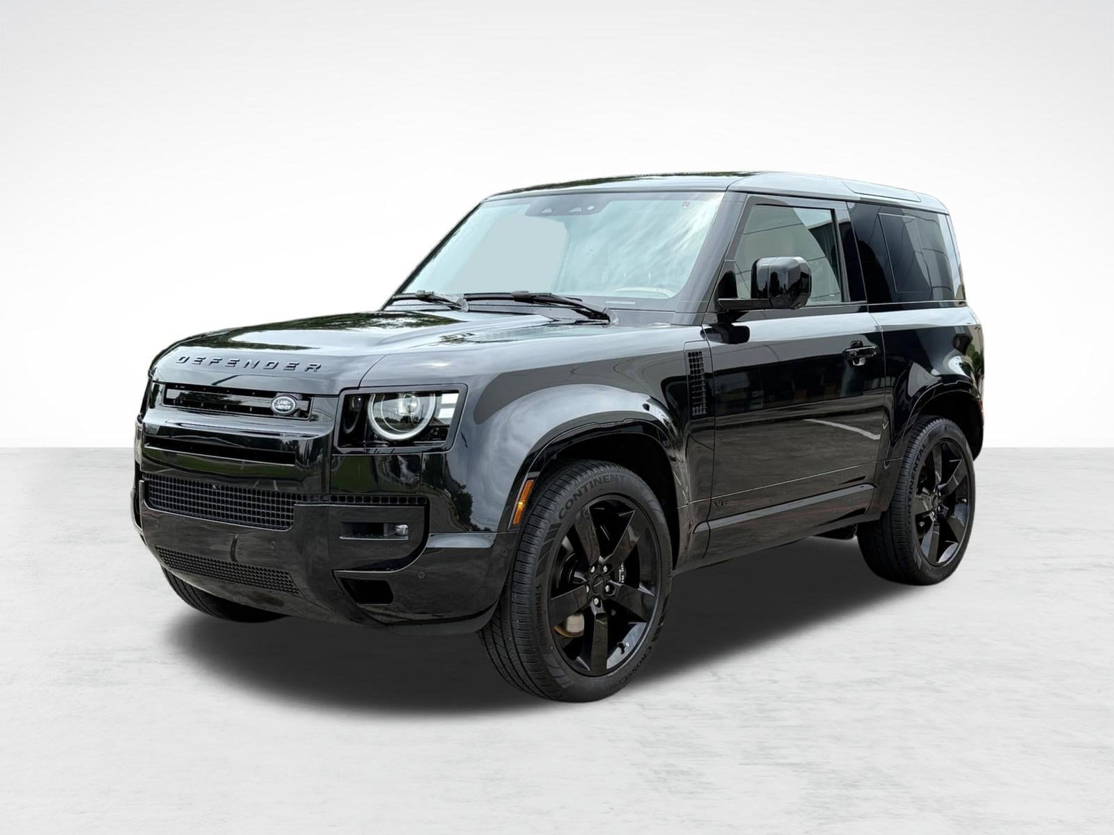 2026 Land Rover Defender 90 V8 P525's photo