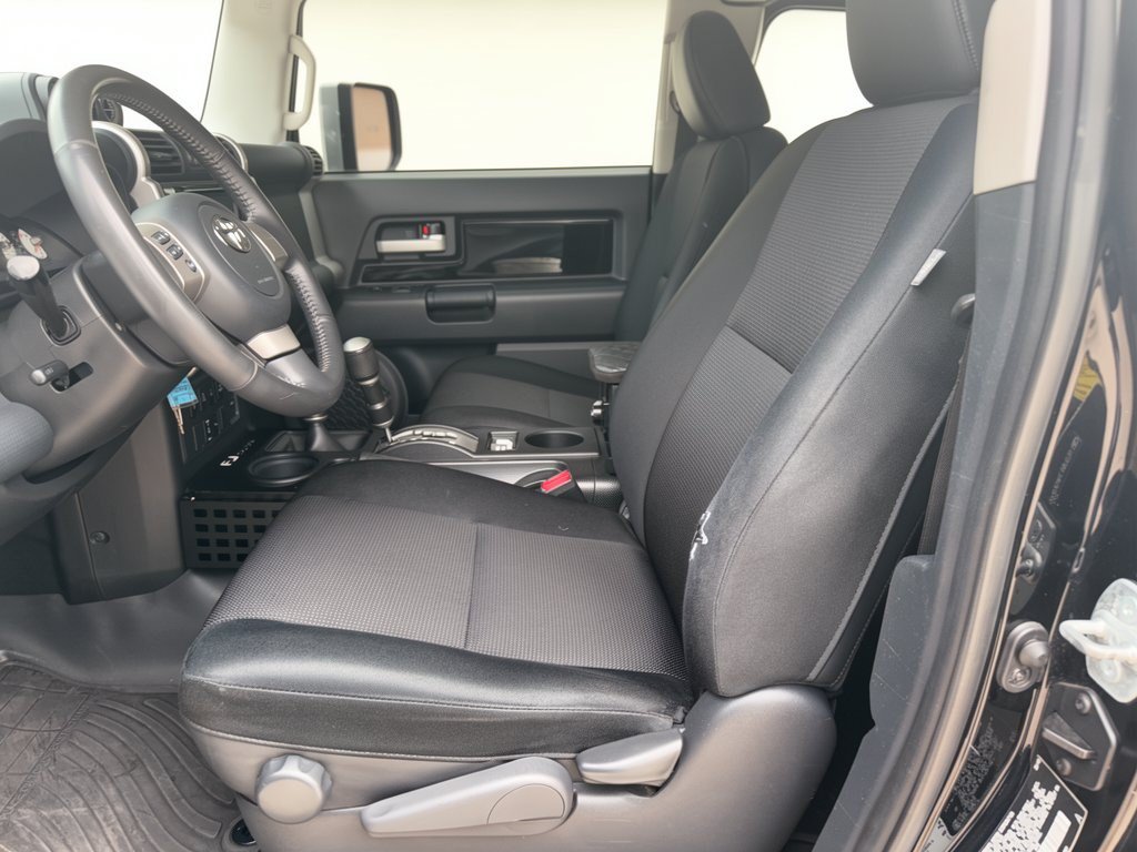 2010 Toyota FJ Cruiser Base SUV