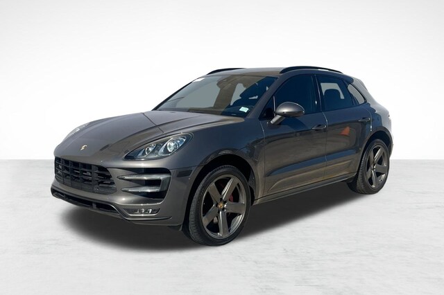 2016 Porsche Macan Turbo SUV