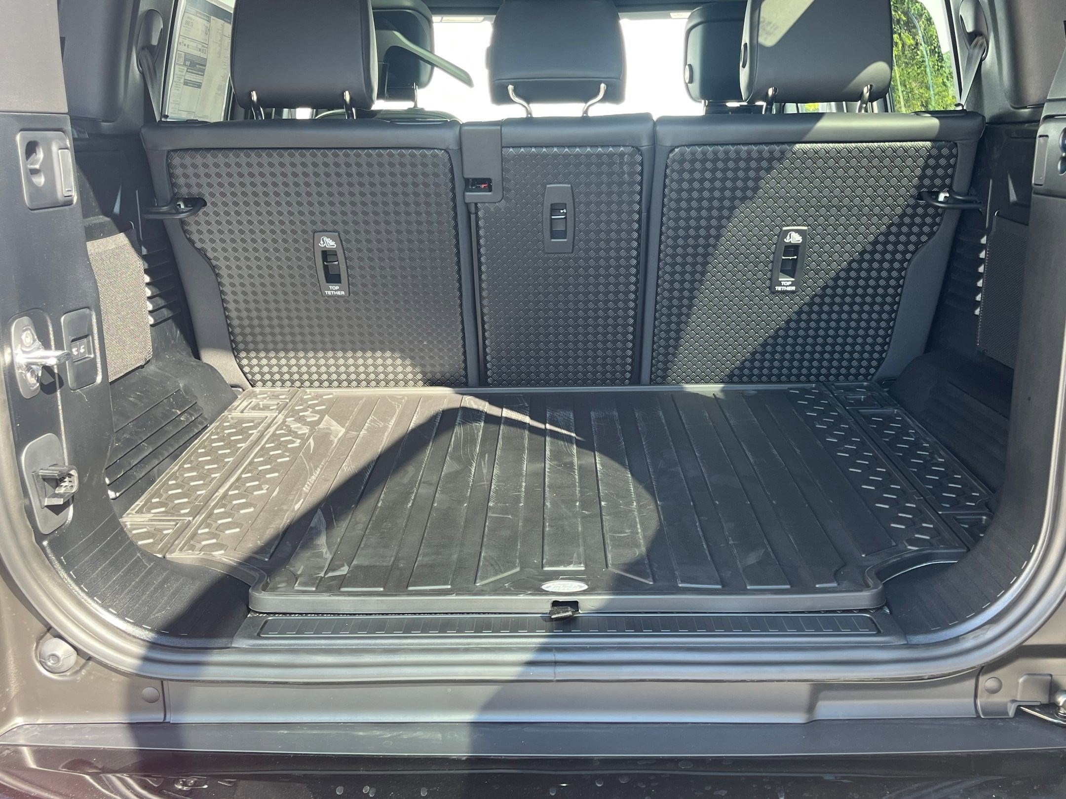 2026 Land Rover Defender S - Photo 30