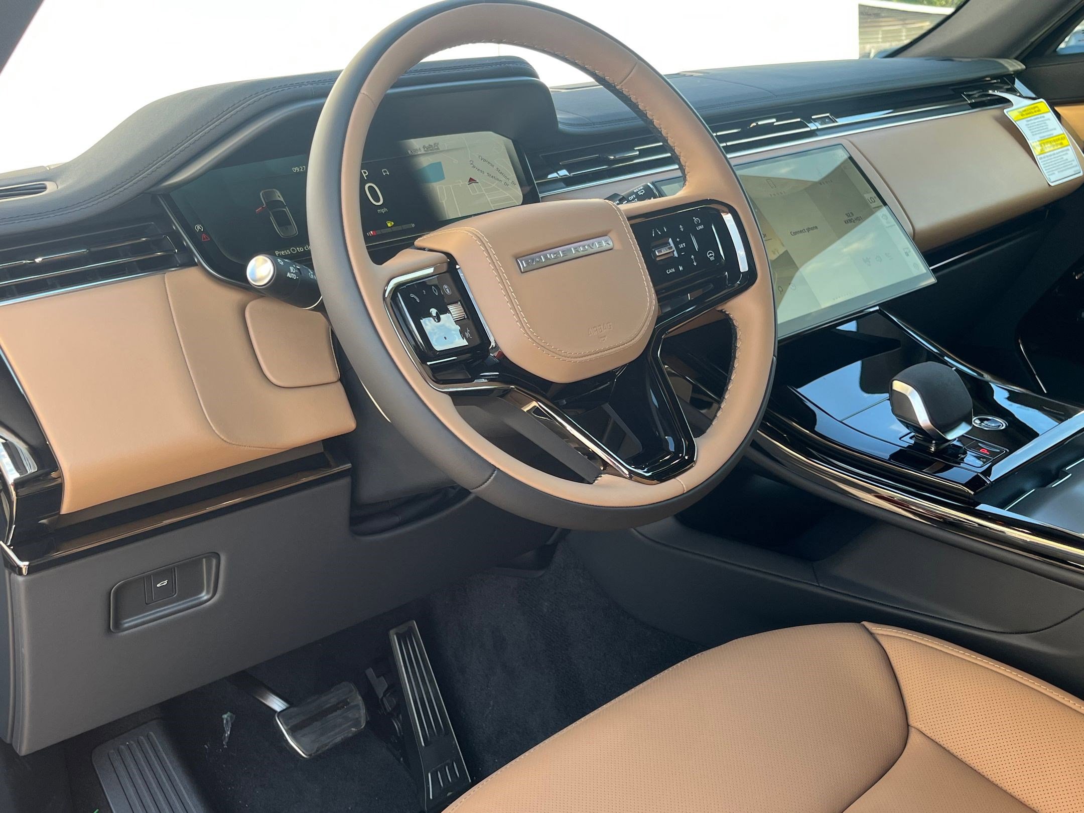 2025 Land Rover Range Rover Sport P530 Dynamic SE photo 4
