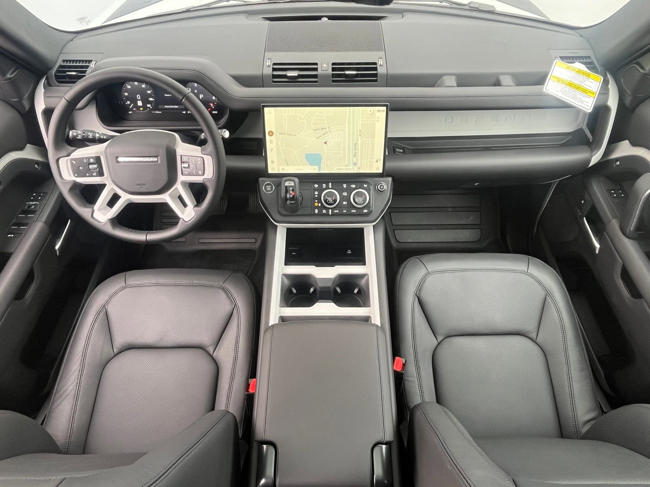 2026 Land Rover Defender S - Photo 15