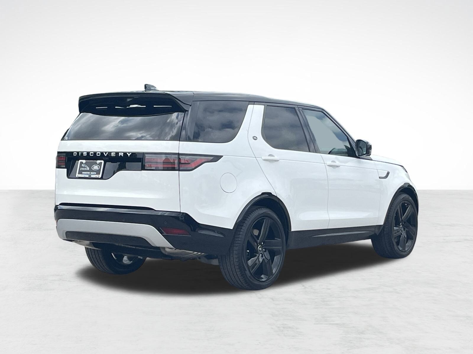 2025 Land Rover Discovery Metropolitan Edition photo 2