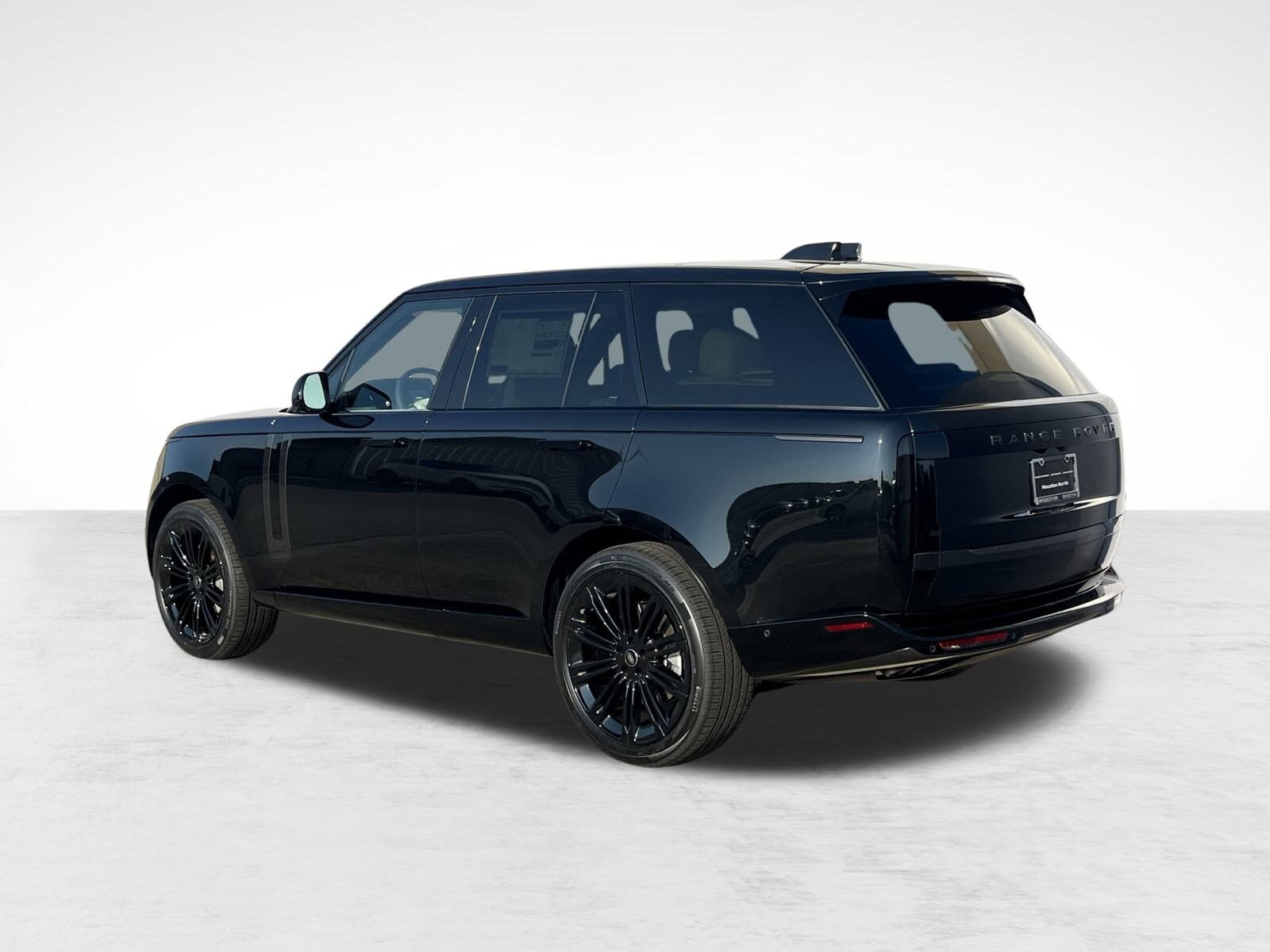 2025 Land Rover Range Rover SE photo 2