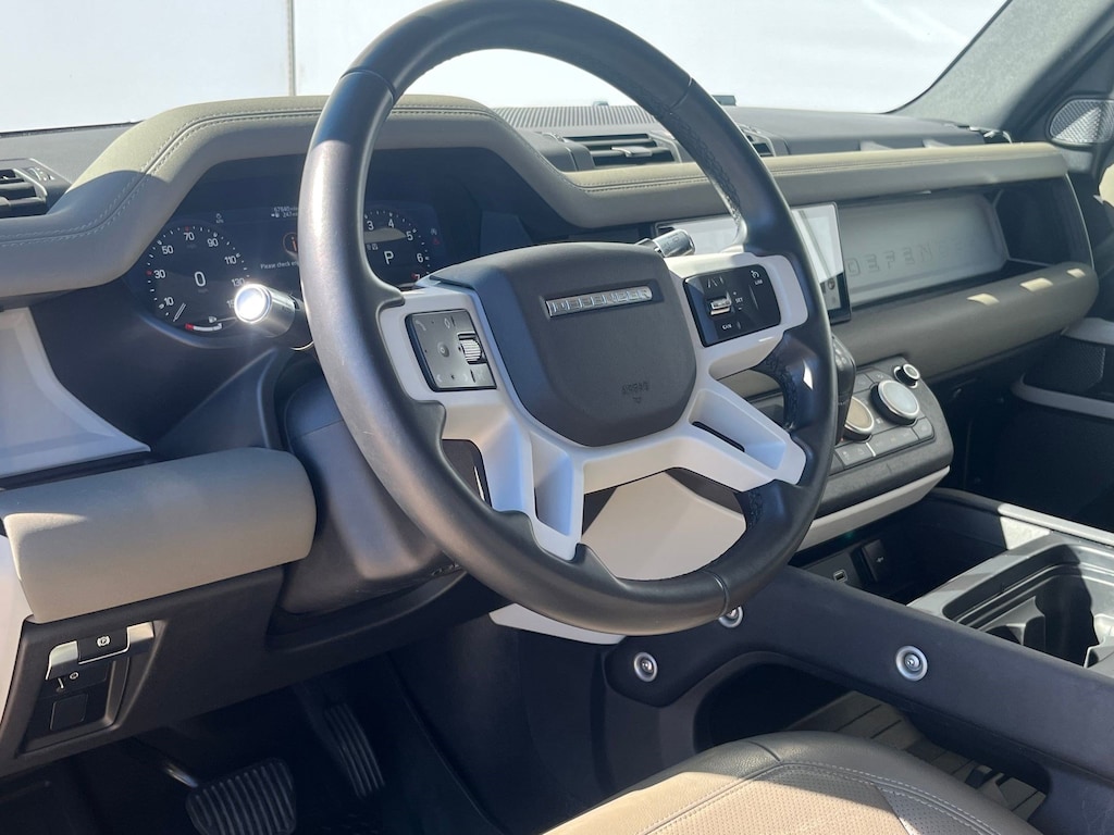 Used 2021 Land Rover Defender SE SUV
