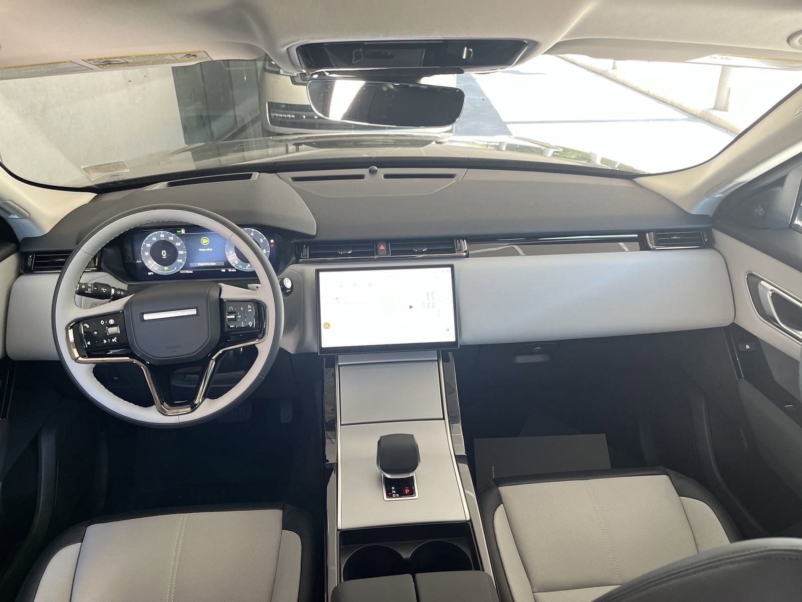 2025 Land Rover Range Rover Velar S - Photo 14