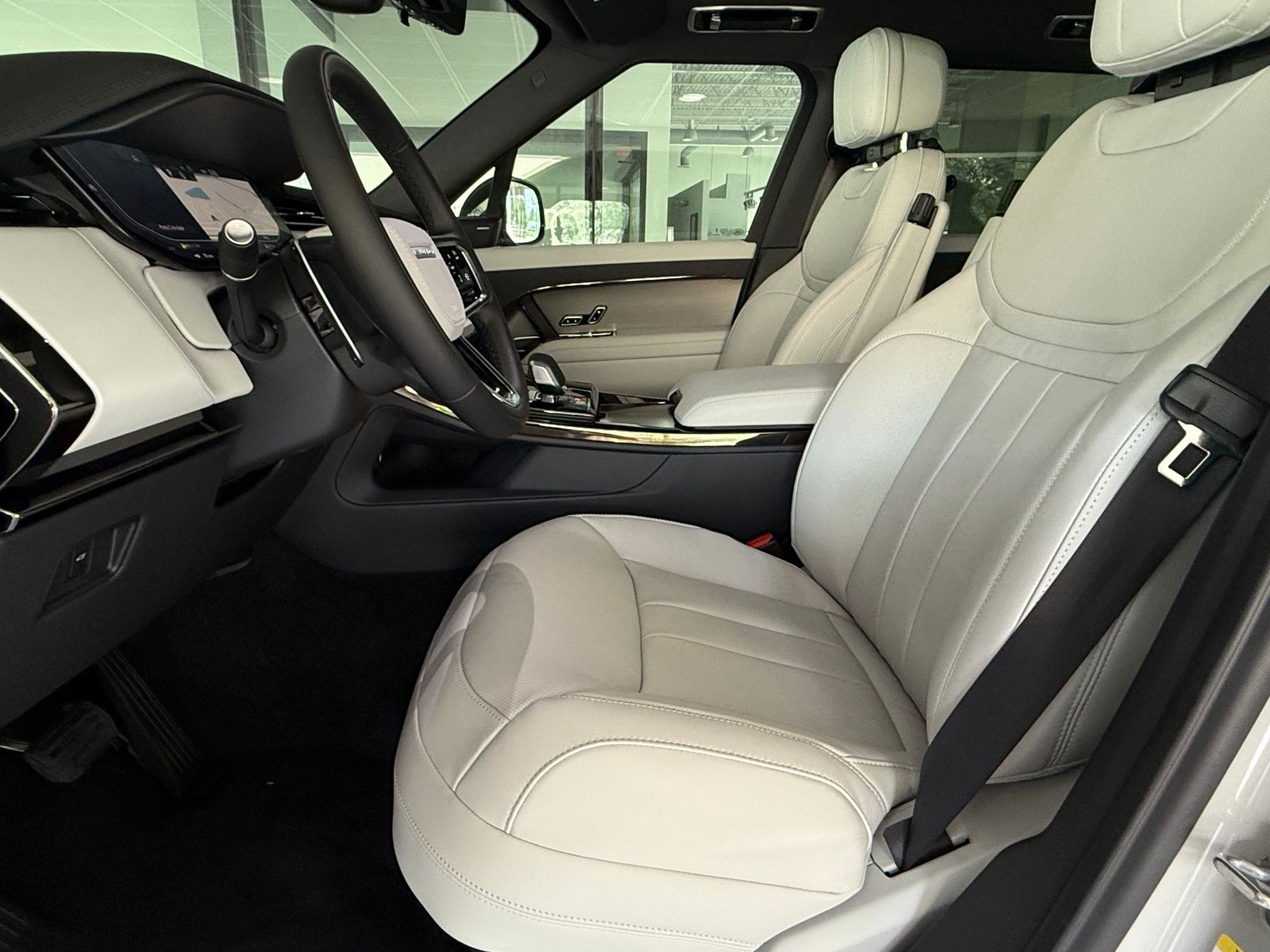 Range Rover Sport P360 SE SUV