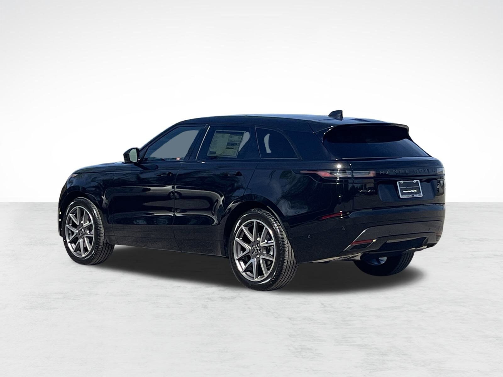 2026 Land Rover Range Rover Velar P250 Dynamic SE photo 3