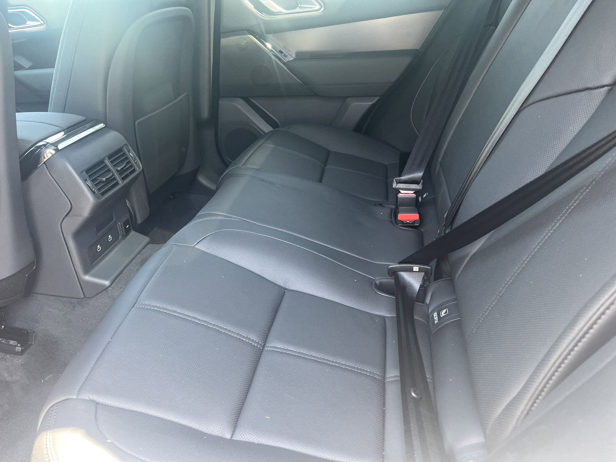 2026 Land Rover Range Rover Velar Dynamic SE - Photo 21