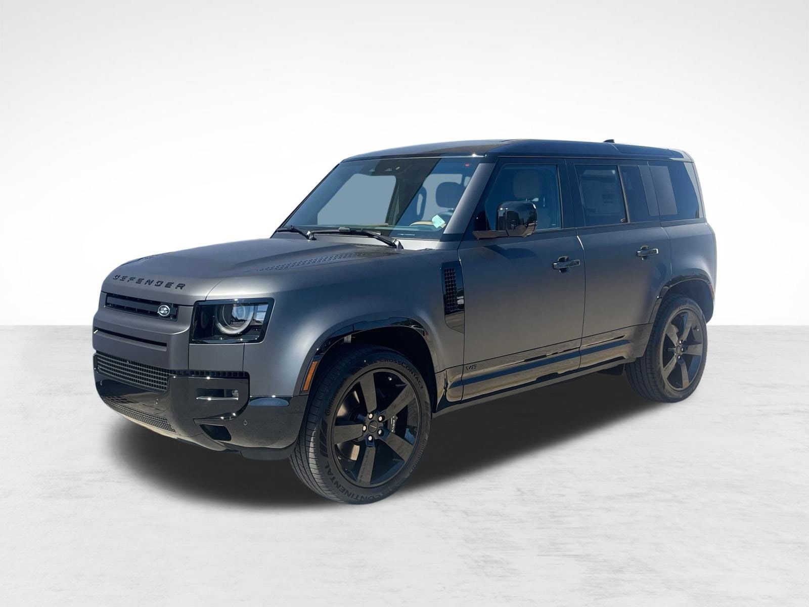 2026 Land Rover Defender V8's photo
