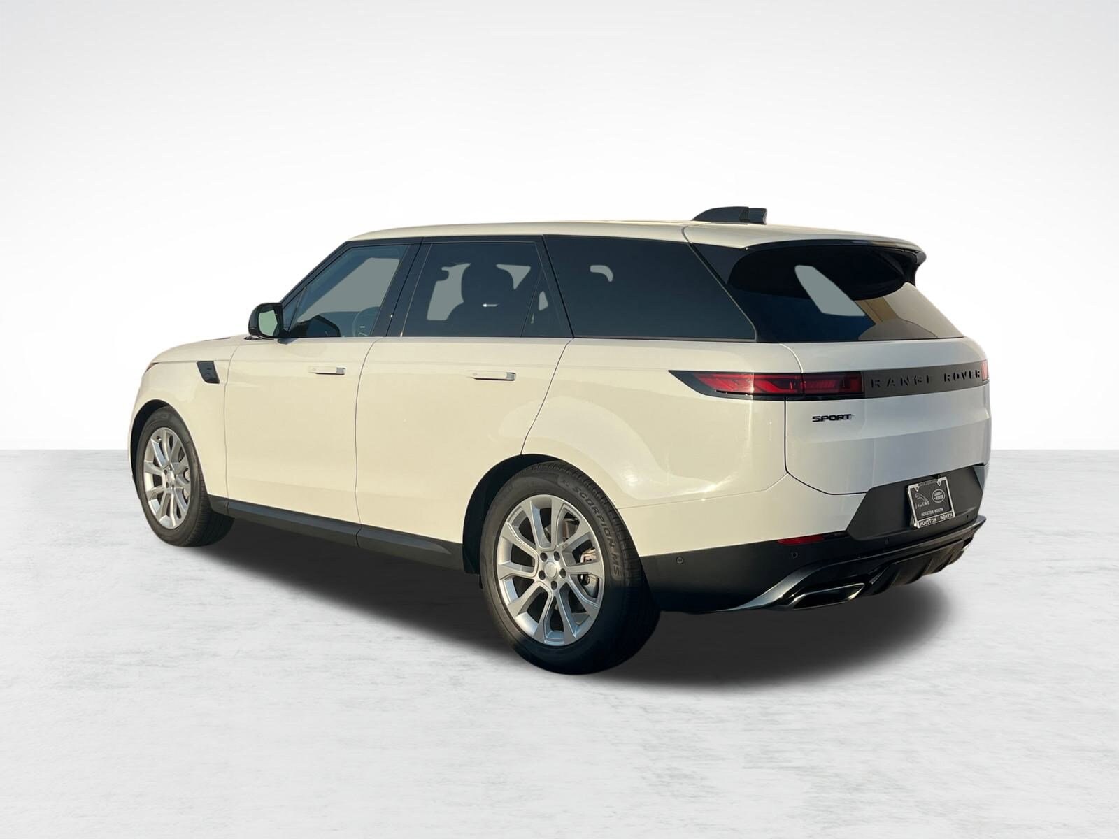 2025 Land Rover Range Rover Sport P360 SE photo 2
