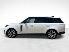 2025 Land Rover Range Rover P615 SV SUV