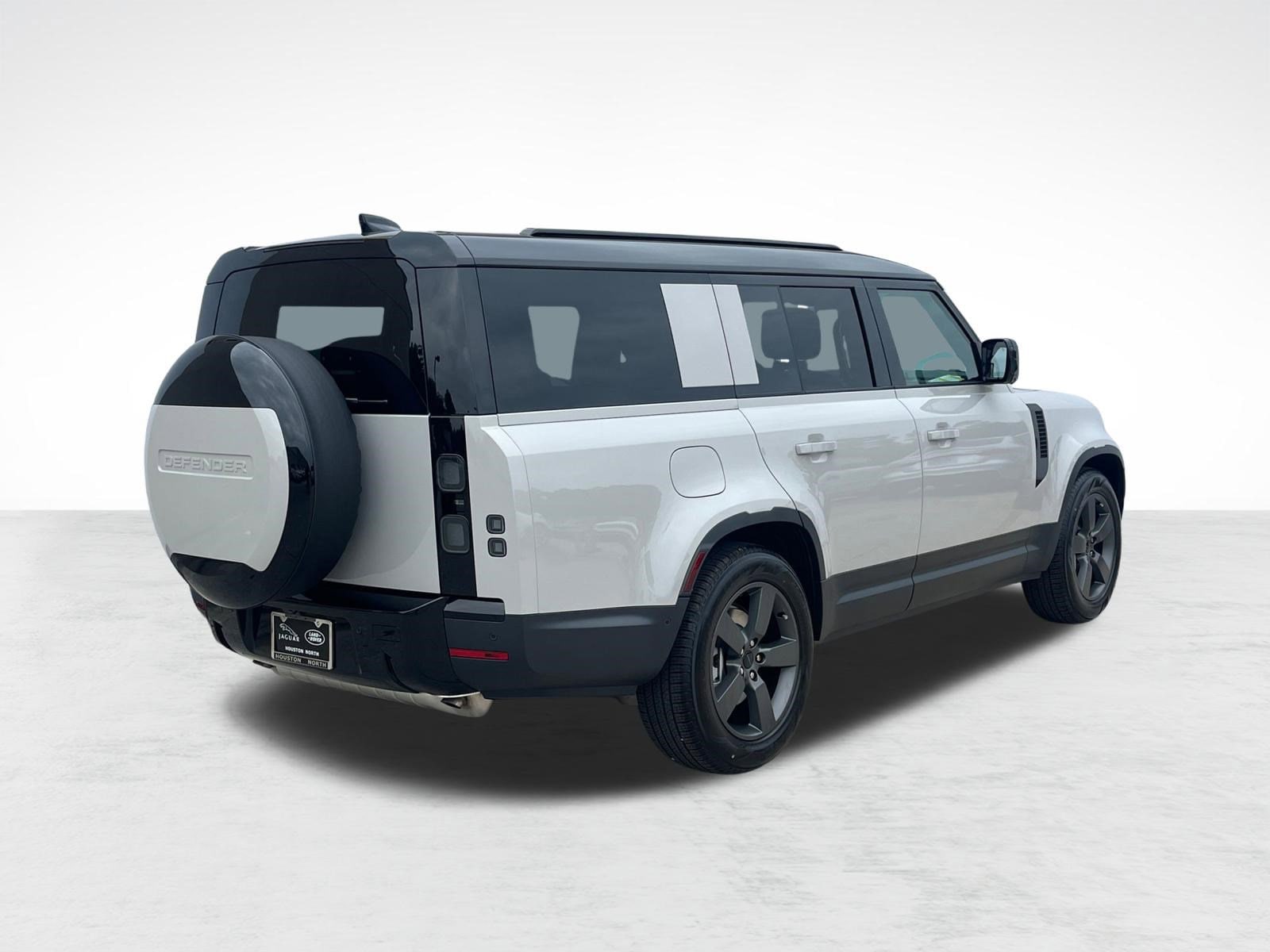 2026 Land Rover Defender S - Photo 9