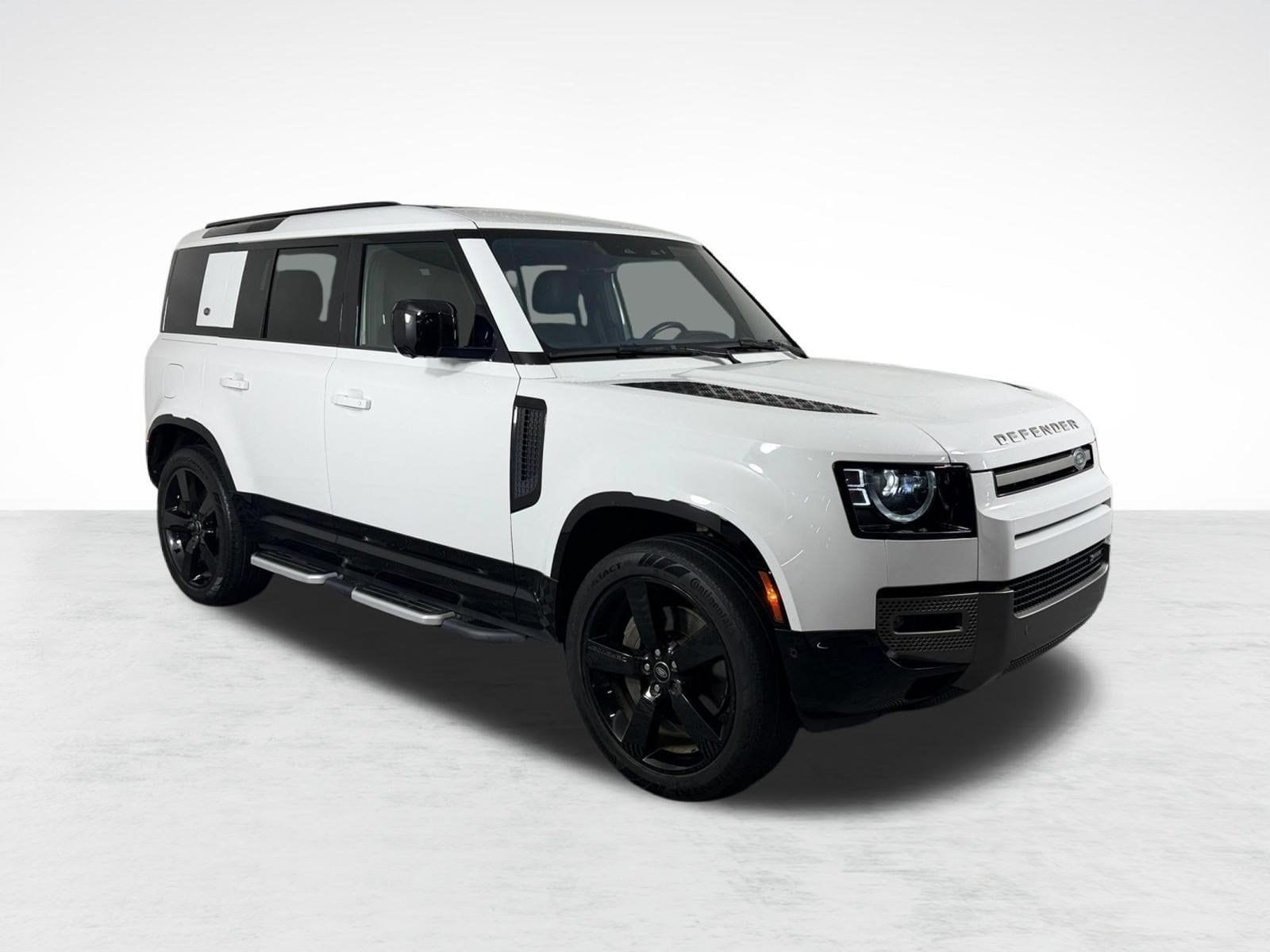 Defender X-Dynamic SE SUV