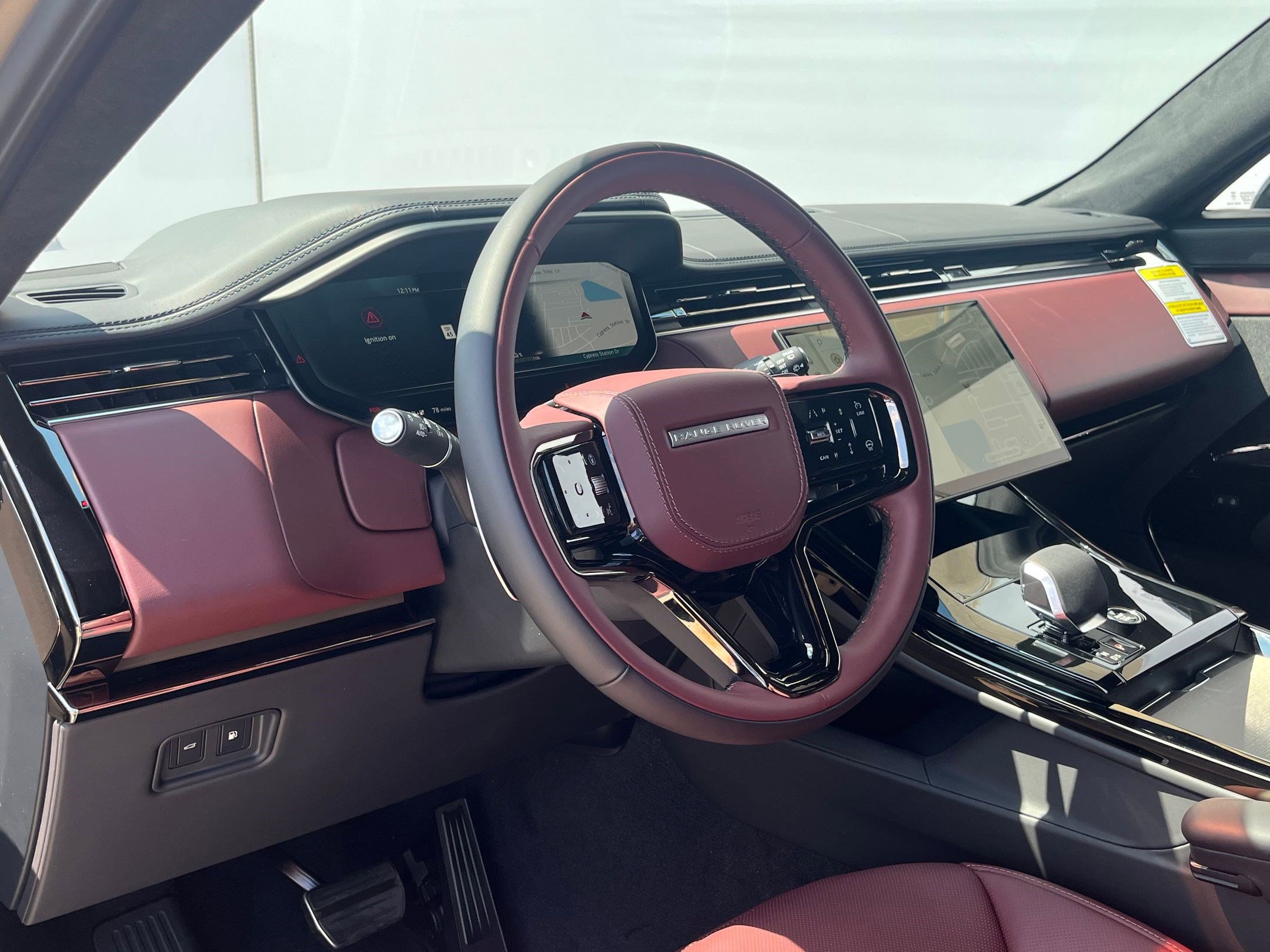 2025 Land Rover Range Rover Sport Autobiography photo 3