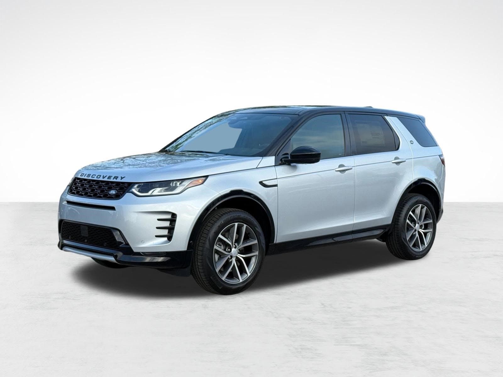 2026 Land Rover Discovery Sport 2.0 Landmark Edition's photo