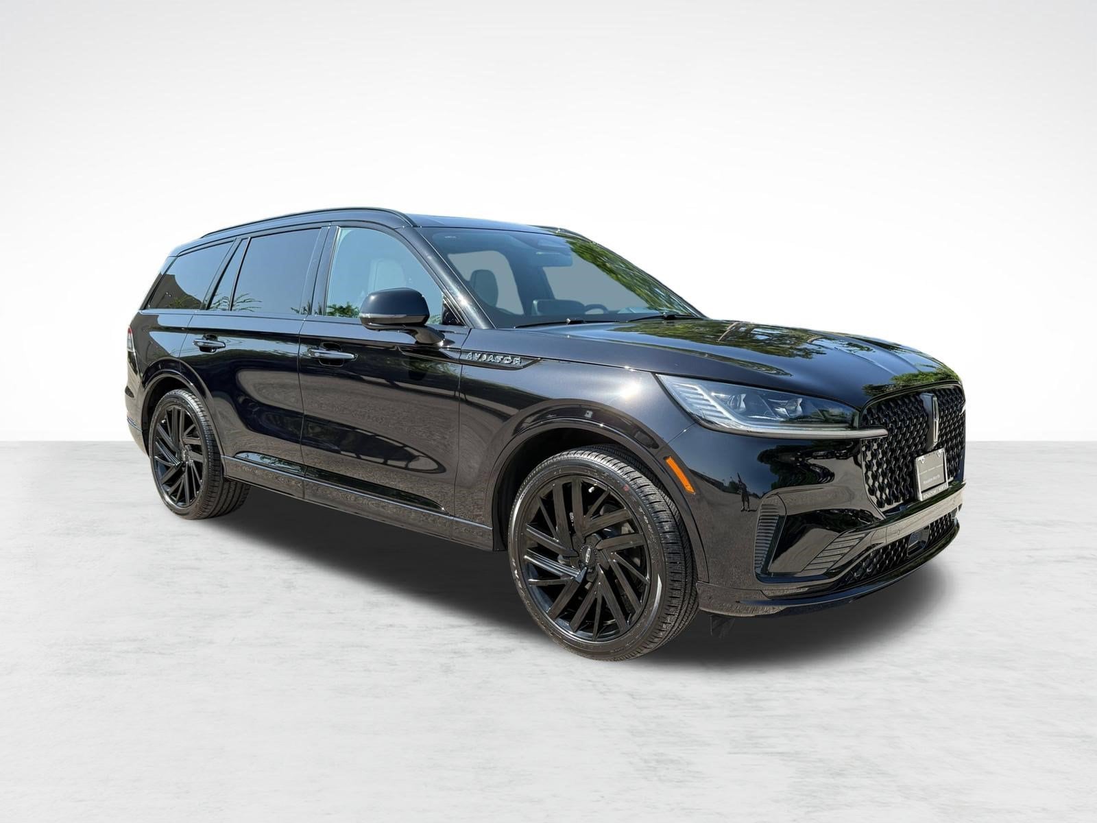 Aviator Black Label SUV