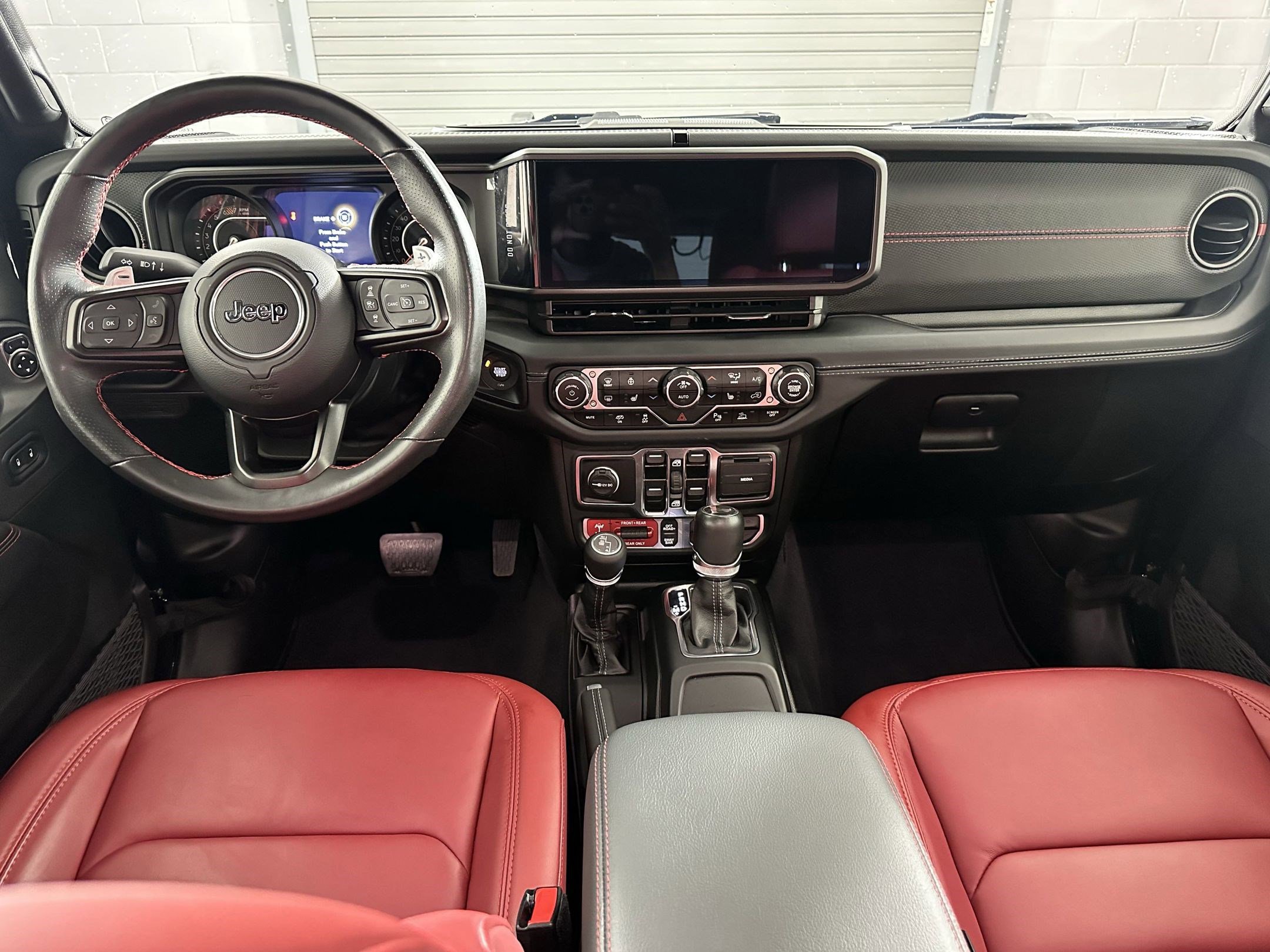 2024 Jeep Wrangler Rubicon 392 photo 4