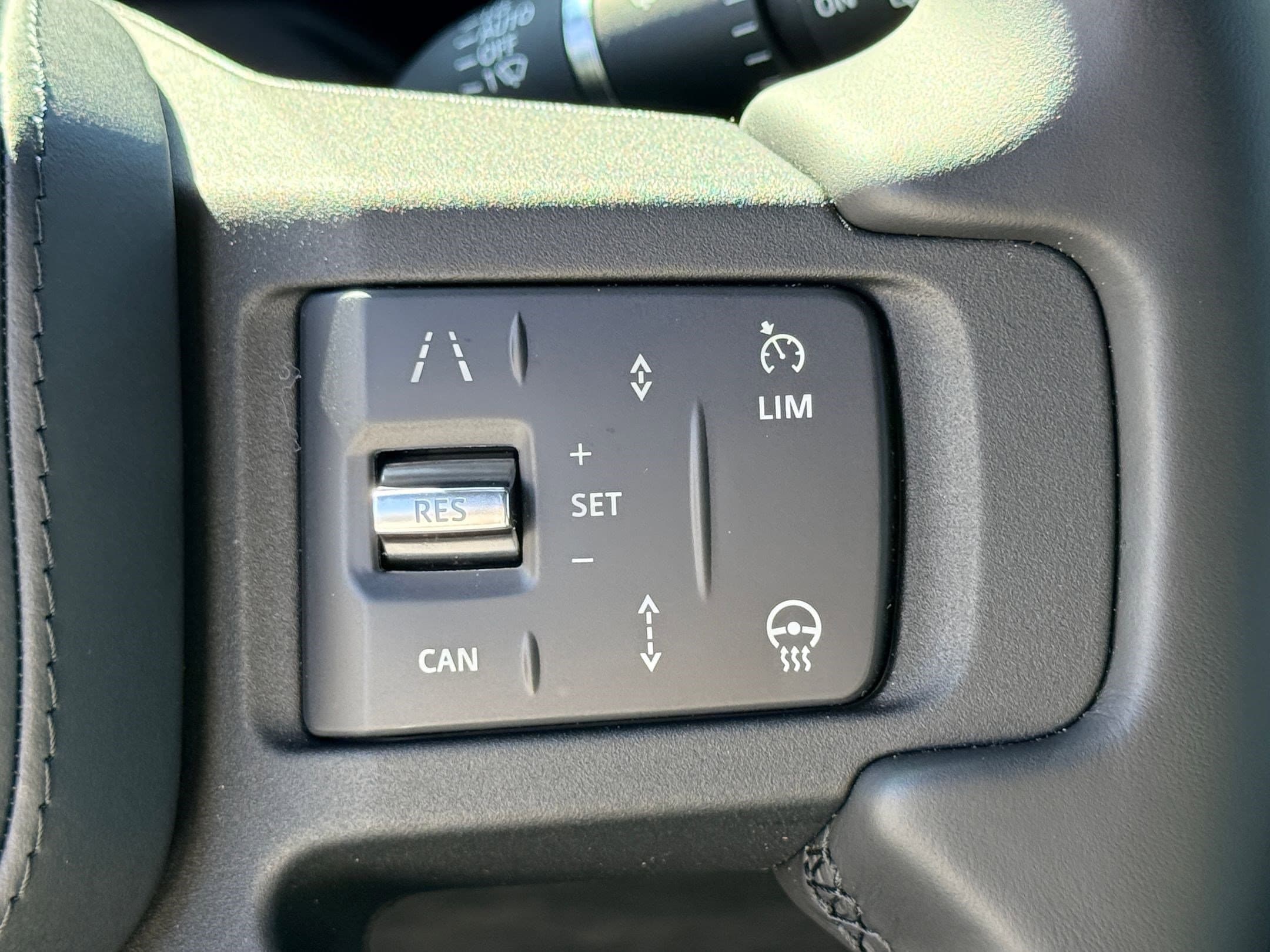 2025 Land Rover Defender Outbound - Photo 16