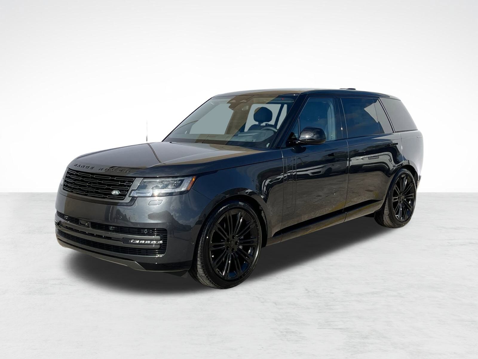 2026 Land Rover Range Rover SE's photo
