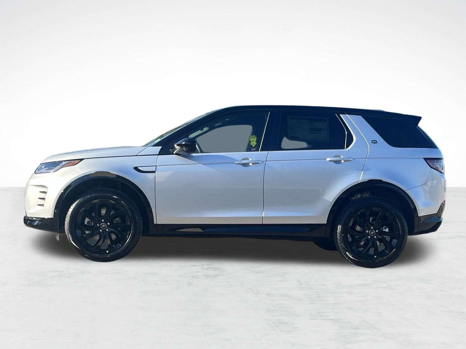 2025 Land Rover Discovery Sport Dynamic SE photo 2