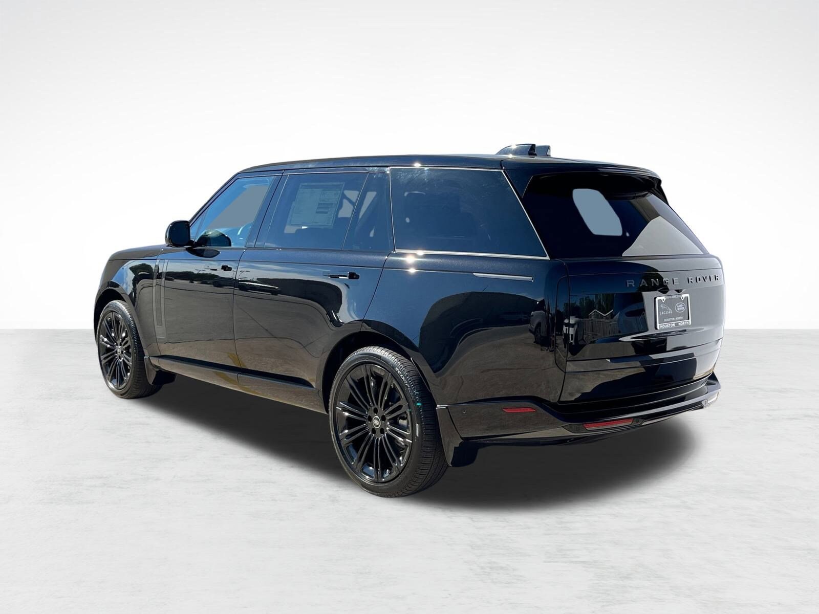 2025 Land Rover Range Rover SE photo 2
