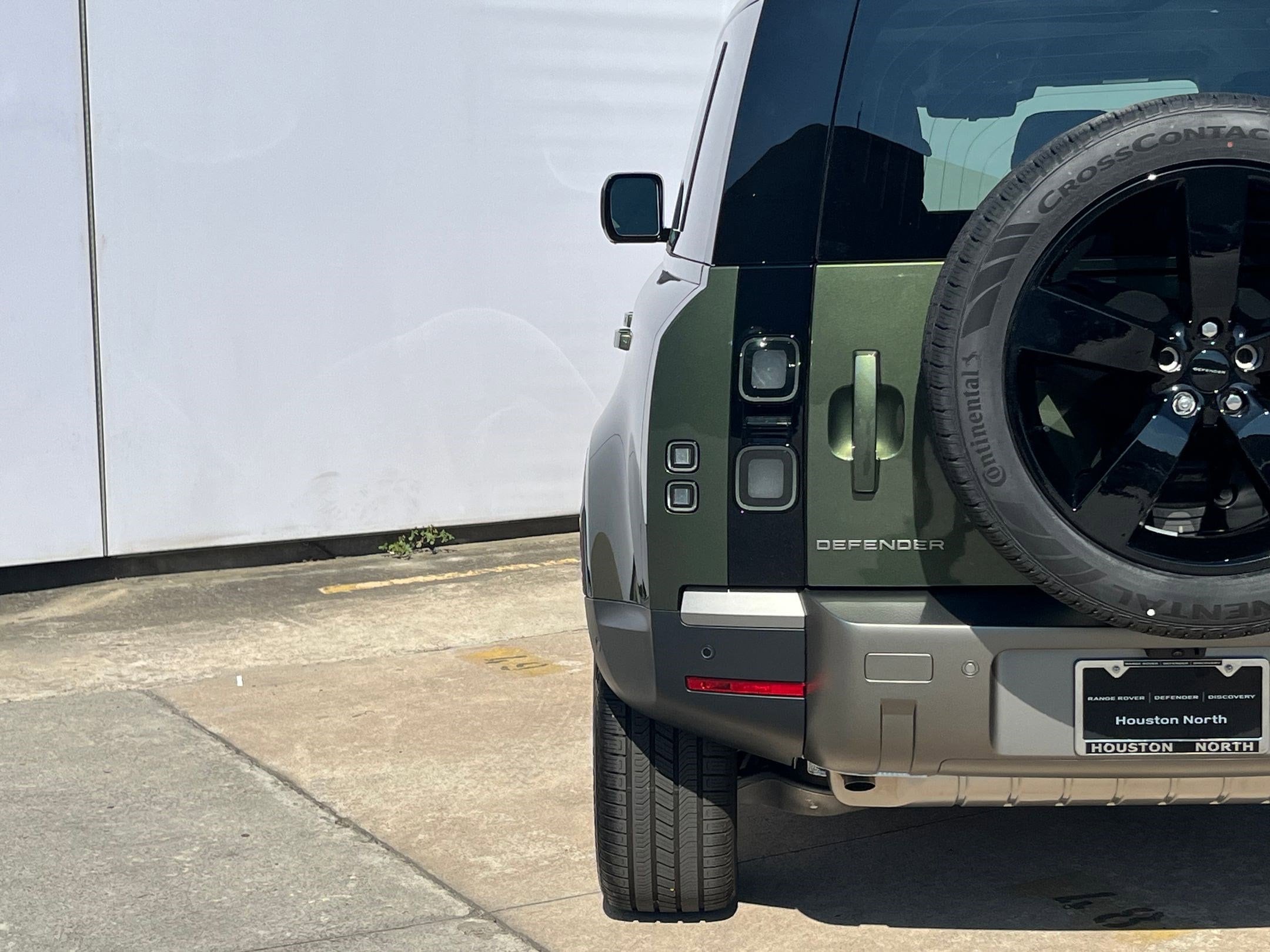 2026 Land Rover Defender S - Photo 23