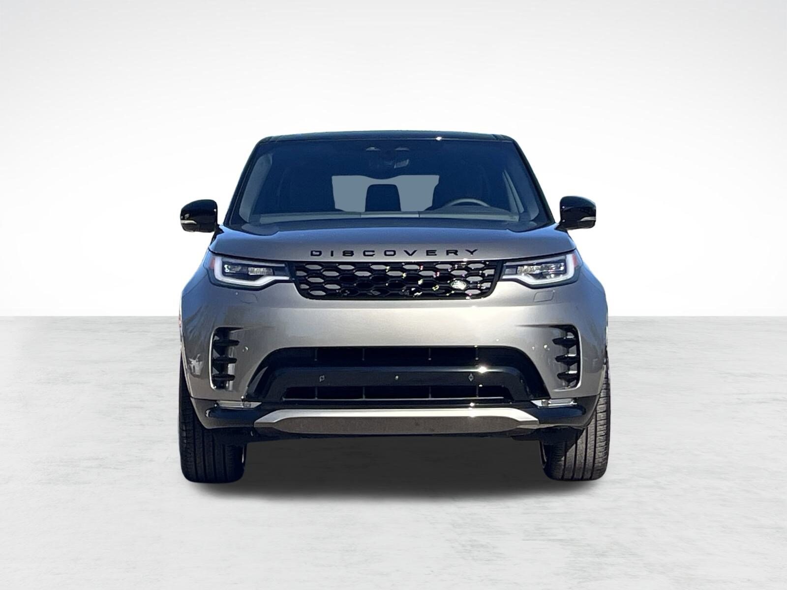 2025 Land Rover Discovery SE photo 2