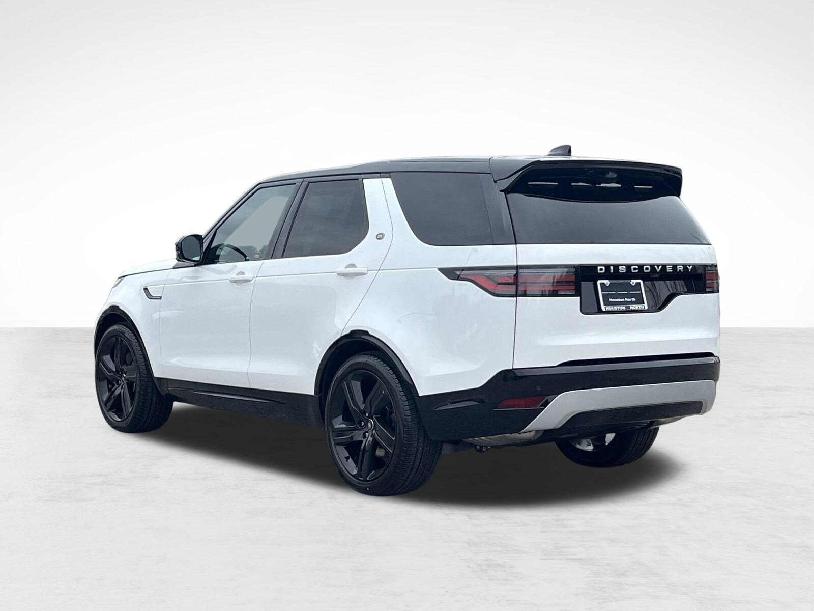 2025 Land Rover Discovery Metropolitan Edition photo 3