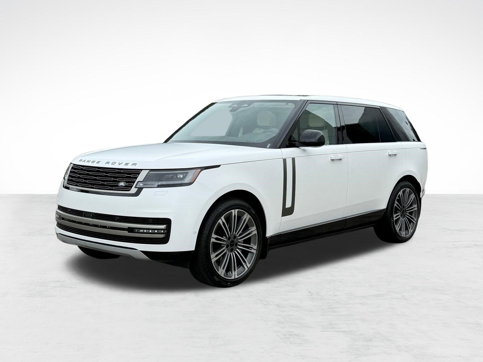 2026 Land Rover Range Rover 3.0 SE LWB 7's photo