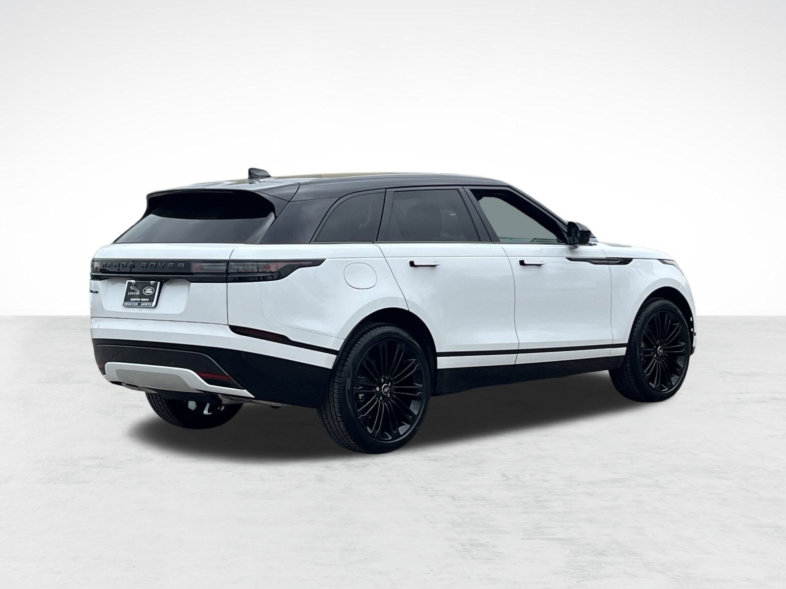 2026 Land Rover Range Rover Velar P400 Dynamic SE photo 2