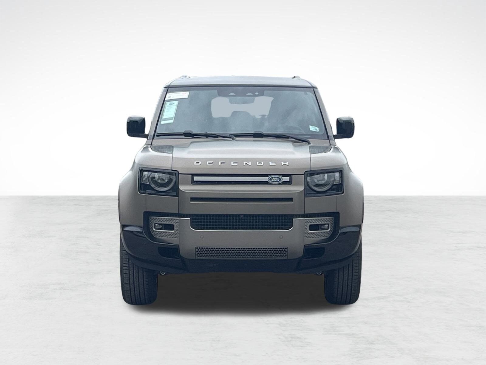 2025 Land Rover Defender 110 X-Dynamic SE photo 4