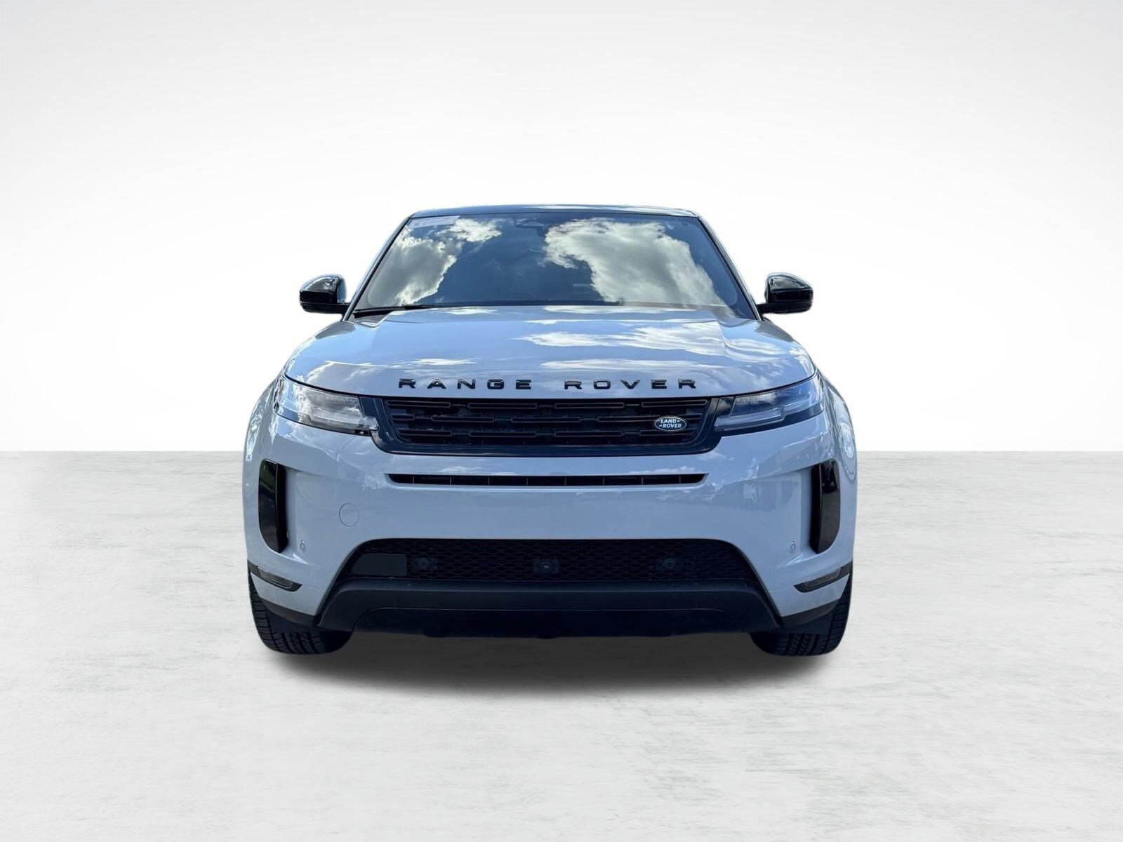 2025 Land Rover Range Rover Evoque S photo 4