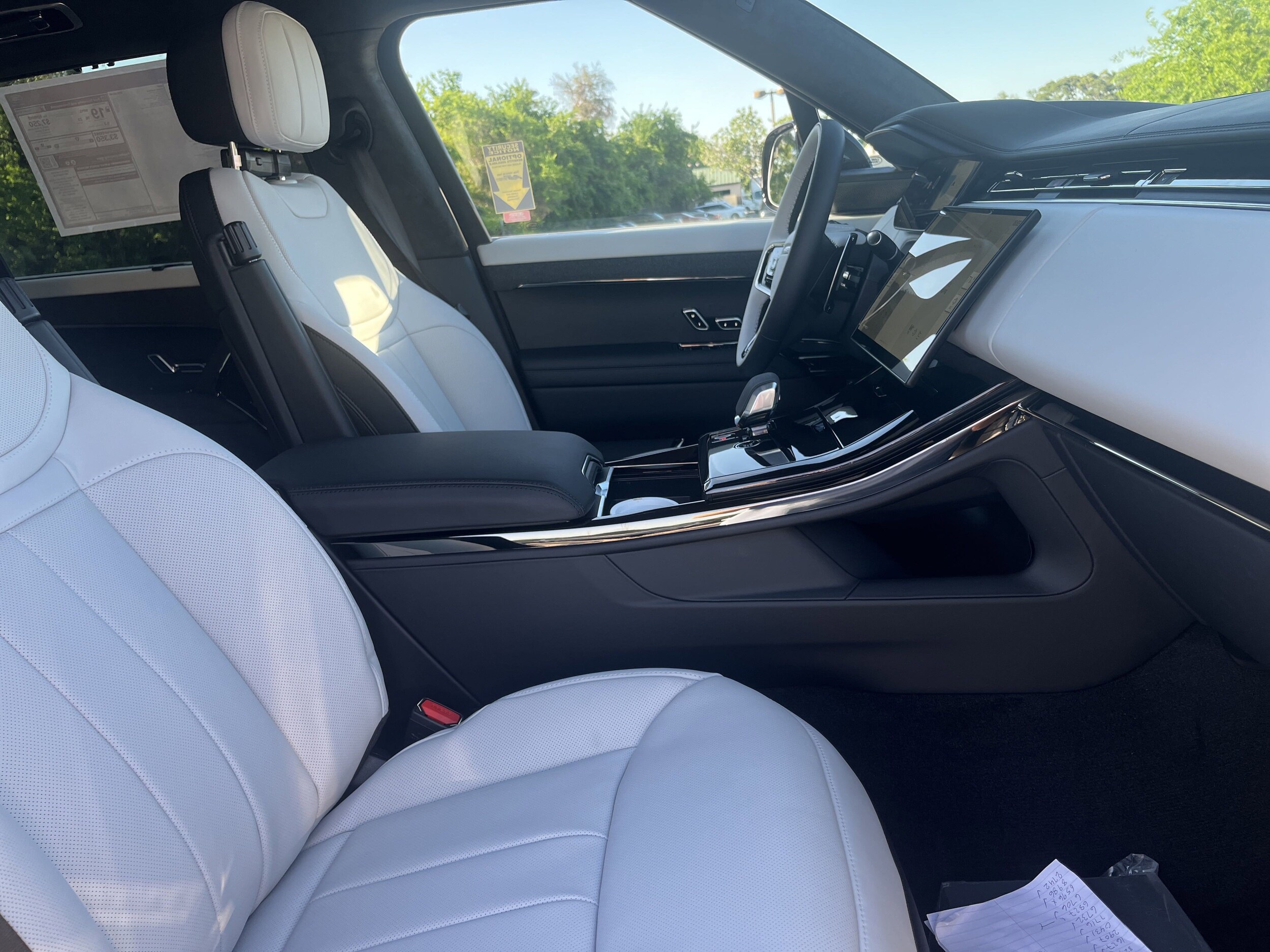 2025 Land Rover Range Rover Sport P530 Autobiography photo 4