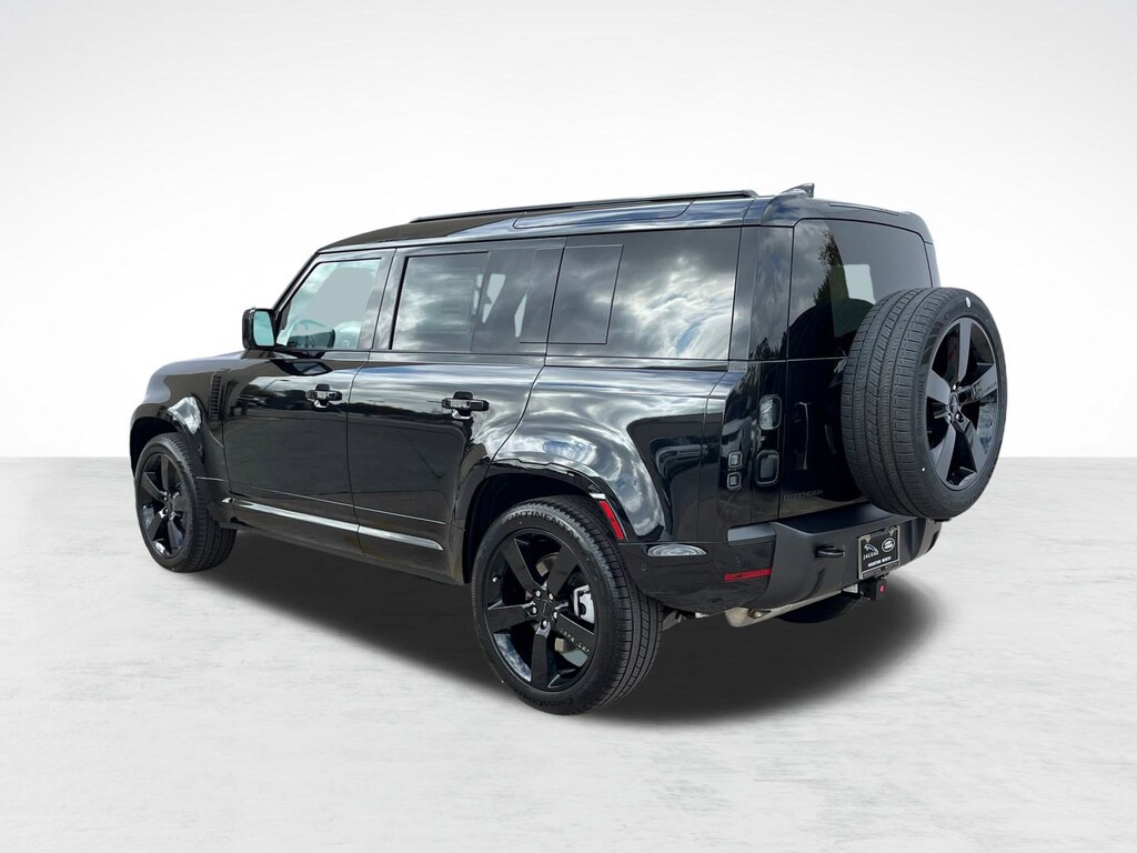 New 2026 Land Rover Defender 110 X-Dynamic SE SUV
