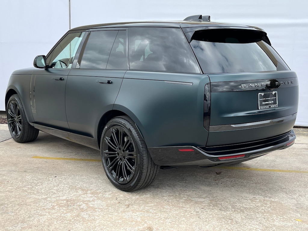 New 2025 Land Rover Range Rover P400 SE 7 Seat SUV