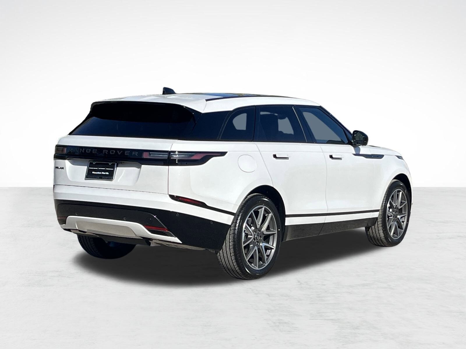 2026 Land Rover Range Rover Velar P250 Dynamic SE photo 2