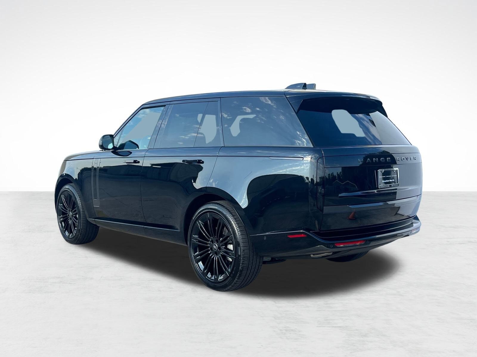 2025 Land Rover Range Rover SE photo 2