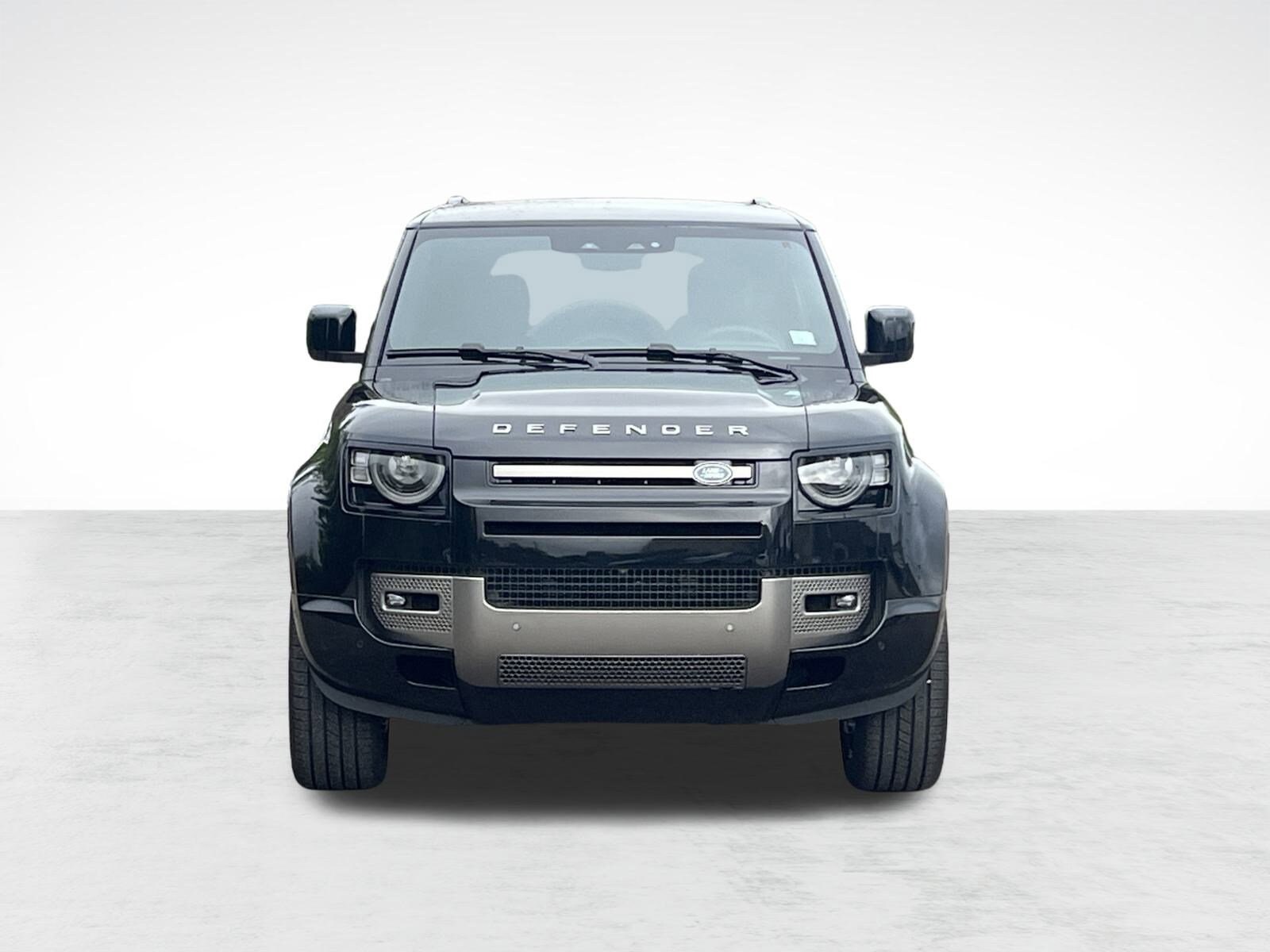 2025 Land Rover Defender 90 X-Dynamic SE photo 4