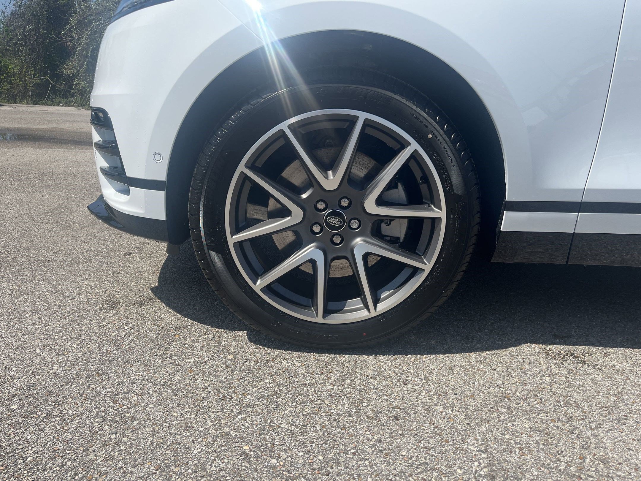 2026 Land Rover Range Rover Velar Dynamic SE - Photo 10