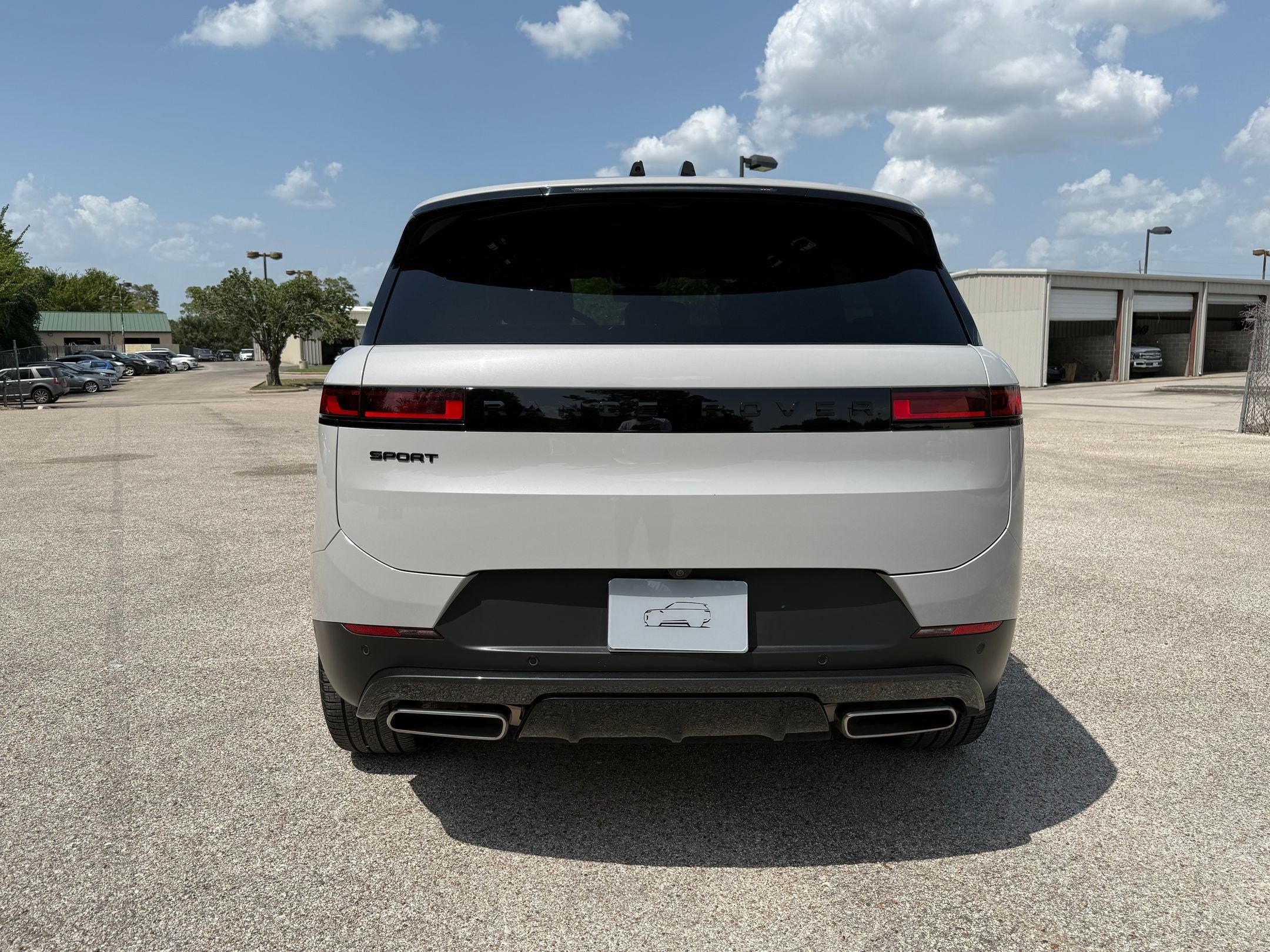 2026 Land Rover Range Rover Sport SE - Photo 10